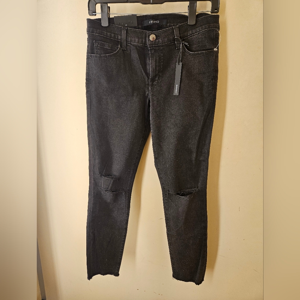 NWT New J Brand Photo Ready sz 27 black skinny cropped jeans